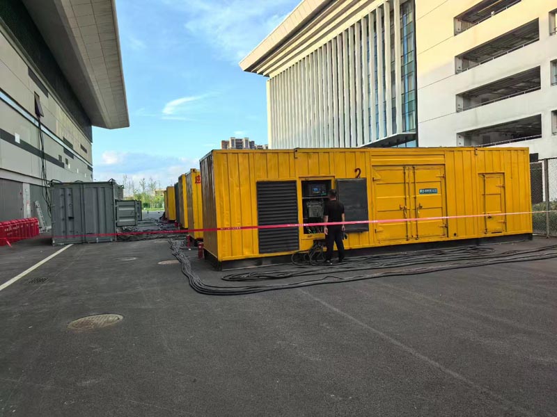 黄竹镇柴油发电机冬季保养注意事项?